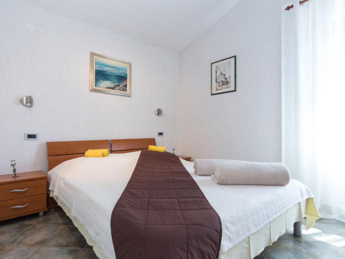 Apartment Starigrad-4 By Interhome Starigrad  Esterno foto