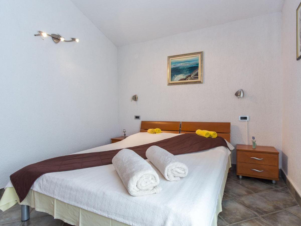Apartment Starigrad-4 By Interhome Starigrad  Esterno foto